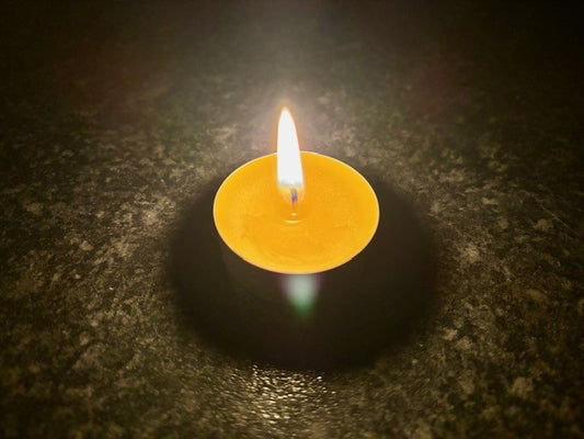 100% Real Raw Pure Beeswax Aluminium Circle Tea-lights x 100No.